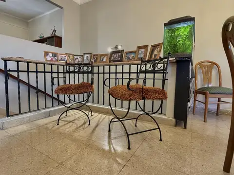 Depto Tipo Casa 5 ambientes con 2 baños