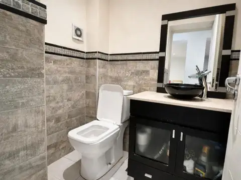 Casa 4 ambientes con 3 baños