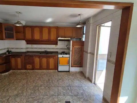 Depto 4 ambientes en Parque Chacabuco 110m2