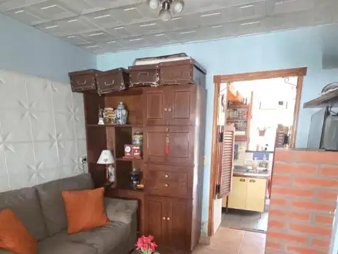 Casa en Venta con 1 cochera