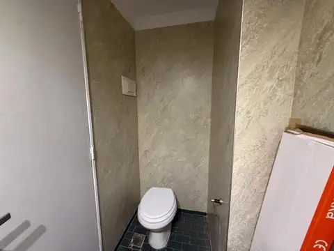 VENTA DEPARTAMENTO 3 TRES AMBIENTES ESCRITORIO DEPENDENCIA BAÑO TOILETE BALCON NUÑEZ RECICLADO...