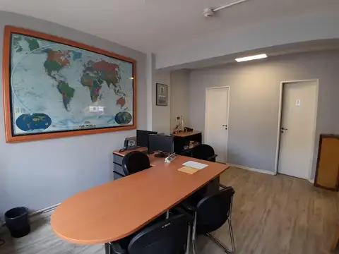 Oficina en Alquiler 70 años