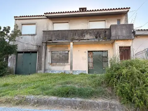VENTA CASA CON GRAN TERRENO EN PRADO