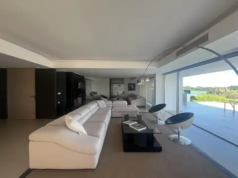 Departamento en Venta de 9 ambientes