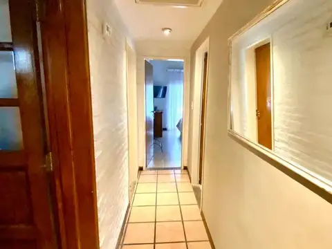 Casa 6 ambientes con 3 baños
