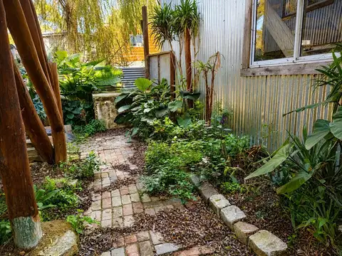 Casa en Alquiler con 1 cochera