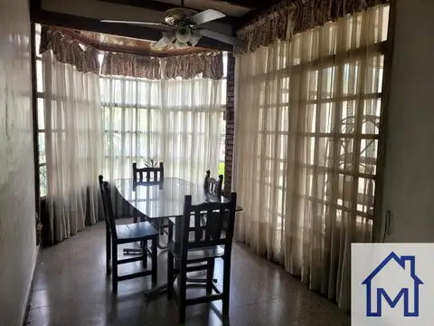 Casa en venta de 2 dormitorios c/ cochera en Muñiz