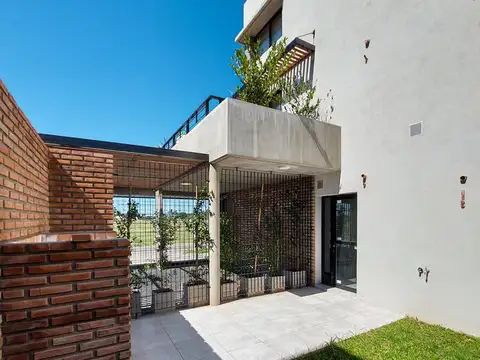 Depto Tipo Casa en Venta de 2 ambientes