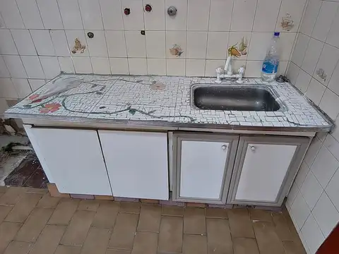 Depto Tipo Casa en Alquiler en Lanús Este, $ 670.000