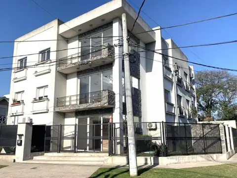 Departamento 2 ambientes, Villa Morra. Pilar