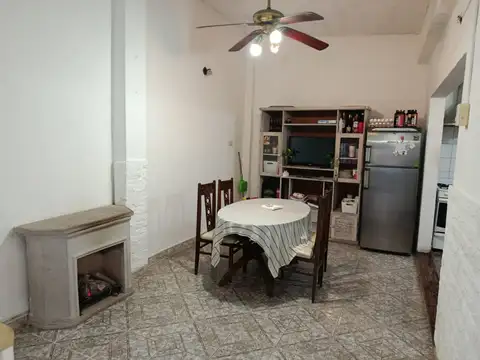 Depto Tipo Casa en Venta 33 años