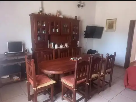 Casa en Alquiler Temporal con 2 cocheras