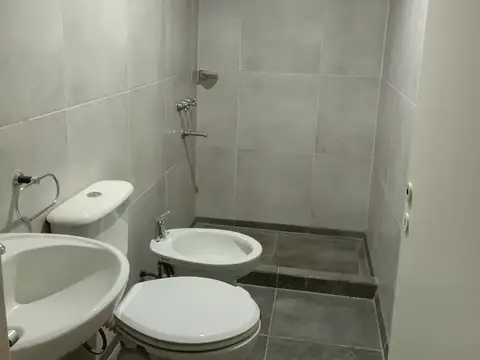 Oficina en Alquiler 55 años