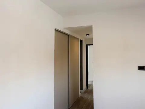 Departamento 6 ambientes con 2 baños