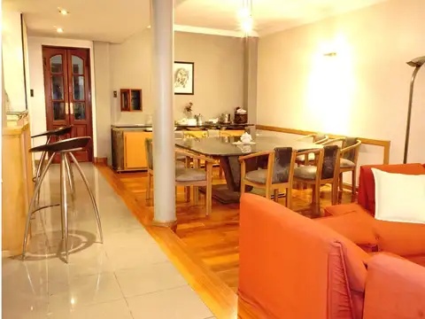 Casa 4 ambientes con 4 baños