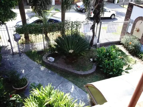 Casa en Venta en Castelar, USD 320.000