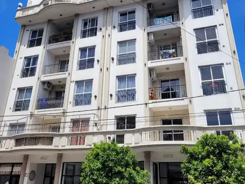 ALQUILER DEPARTAMENTO 3 AMBIENTES CASEROS SUM PILETA