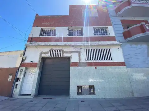 Departamento en venta - 3 Dormitorios 2 Baños - Mataderos
