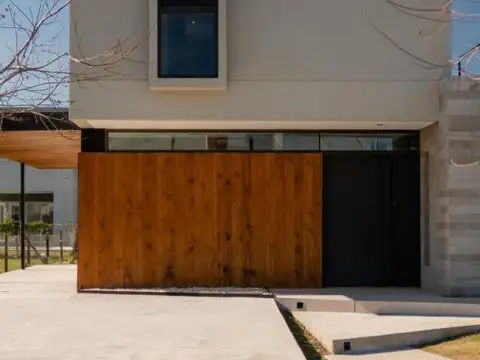 Casa en Venta 5 Ambientes – Barrio Araucarias | Puertos