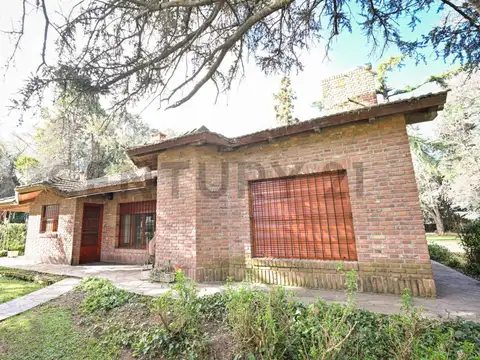 Chile 2500, Piso 0