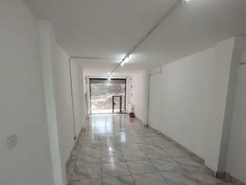 Local en Venta Via Pública