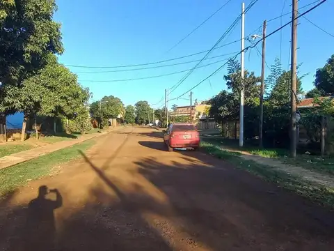 (Cod. 380) - Hermoso y amplio lote a minutos del centro