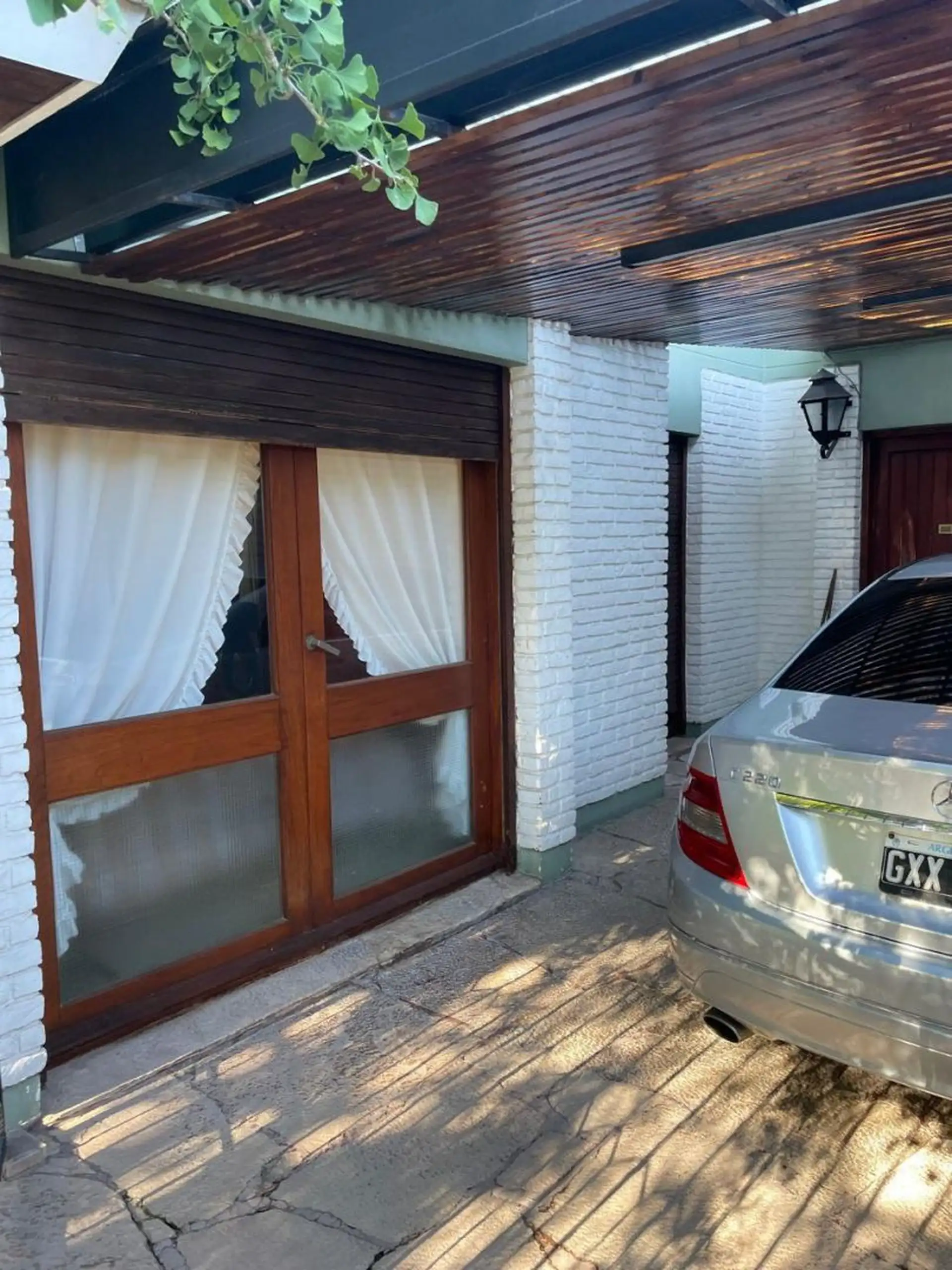 Casa 5 amb, 210m² con pileta y quincho — La Florida
