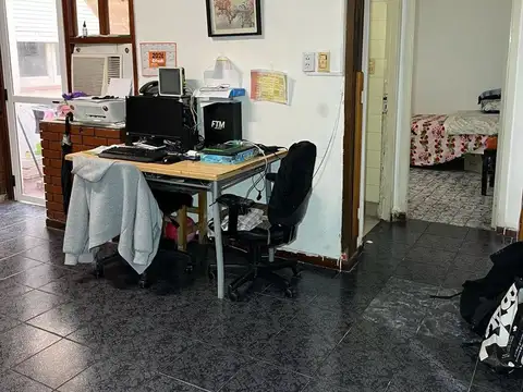 Depto Tipo Casa en Venta con 1 cocheras