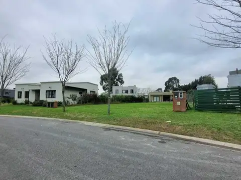 Terreno en Venta 26  mts Fondo