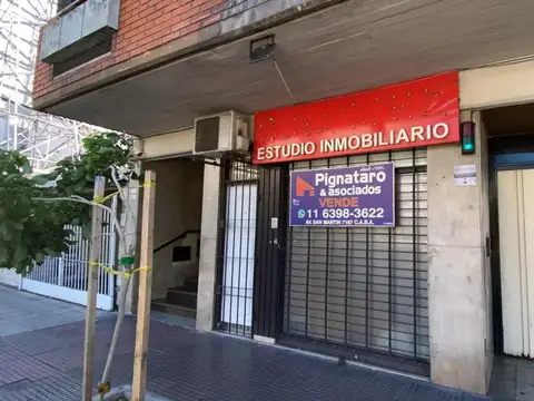 local comercial sobre Avda. 