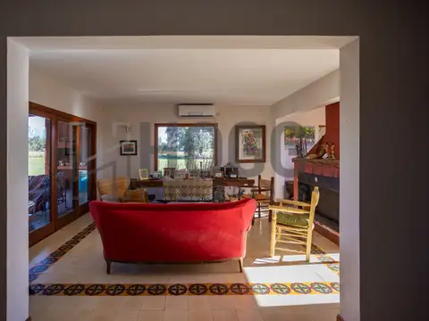 Casa en Venta en San Antonio de Areco, USD 415.000