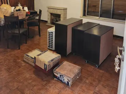 Casa en Alquiler con 1 cochera