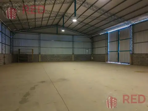Venta y alquiler de galpon Cordoba y Holzmann