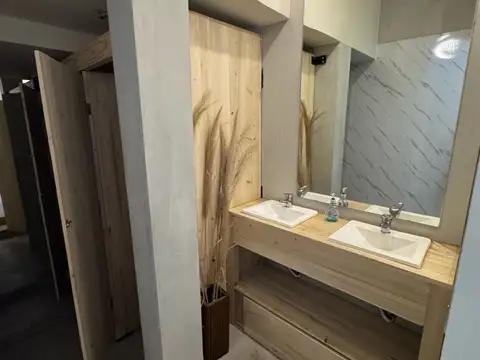 Local en Alquiler 1 año