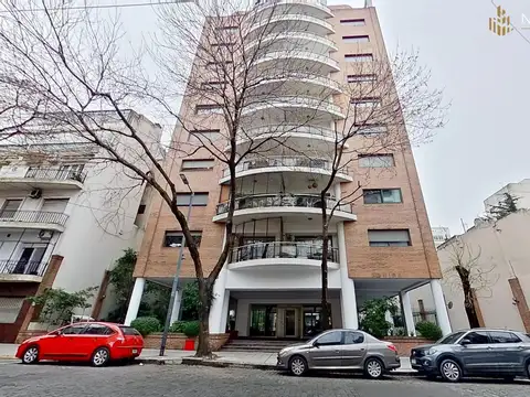 VENTA DEPTO 4 AMBIENTES CON COCHERA - ACEPTA PERMUTA