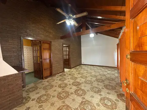 Alquiler Casa 4 Amb, SUM y cochera en José C Paz