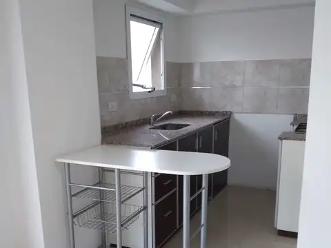 Monoambiente en alq. Balcón ,Vista panorámica. Sum