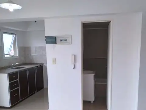 Monoambiente en alq. Balcón ,Vista panorámica. Sum