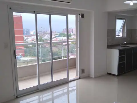 Departamento en Alquiler en Piñeyro, $ 450.000