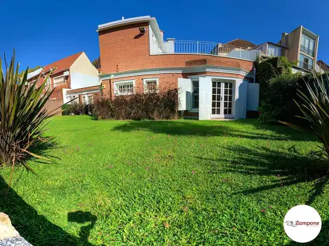 Casa en Alquiler de 5 dormitorios