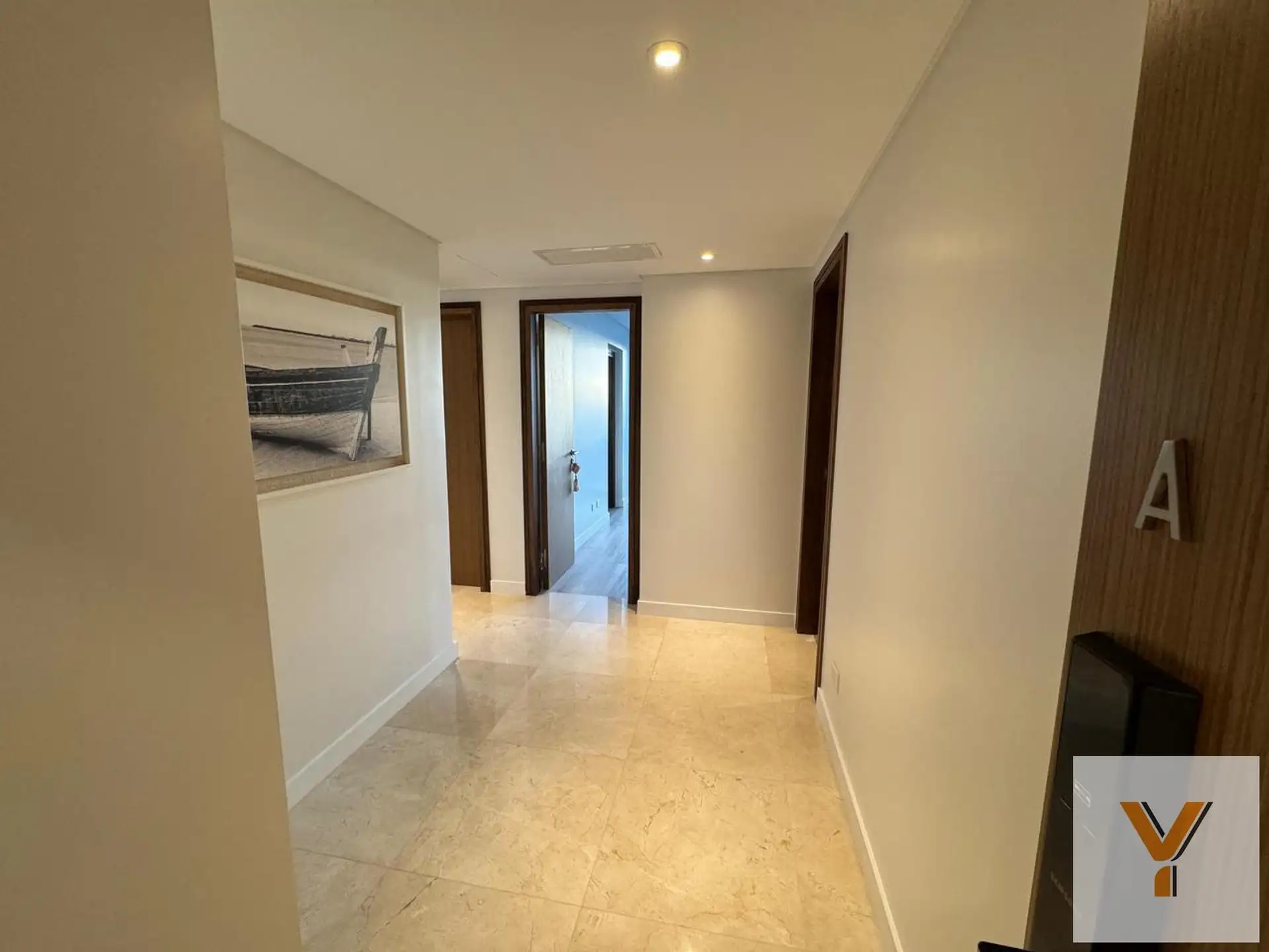 Depto 2 dorm, 105m² con balcón y pileta — Aristóbulo del Valle