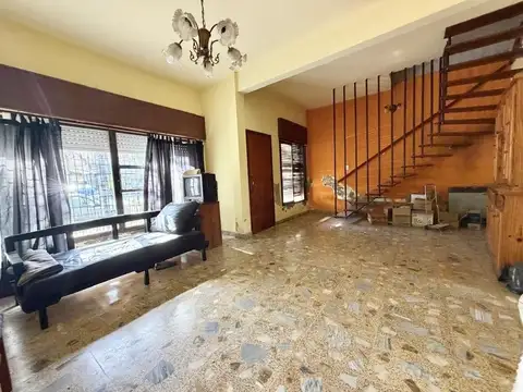 Casa en Venta en Castelar Sur, USD 115.000