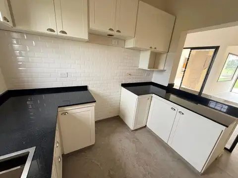 Casa en Venta en Roldan, USD 330.000