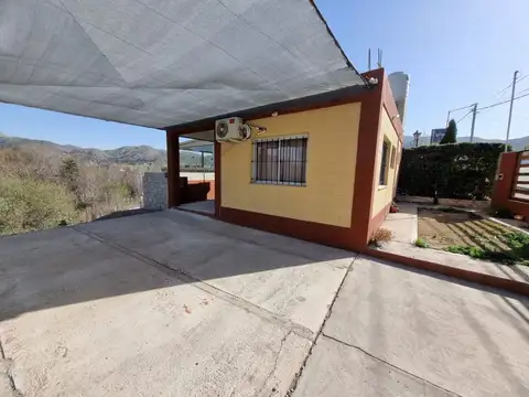 Casa 2 ambientes con 1 baño