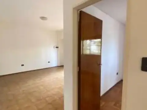 Depto Tipo Casa en Alquiler de 3 dormitorios