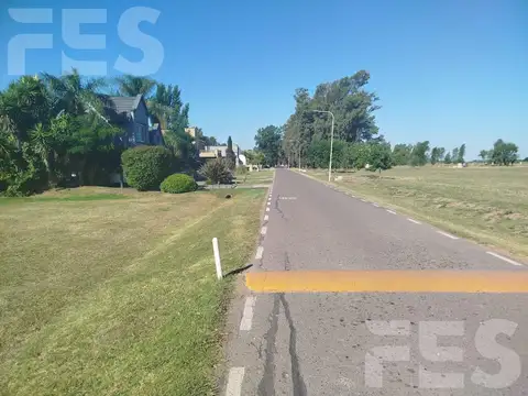 Terreno en Venta en Country El Paraíso, USD 26.000
