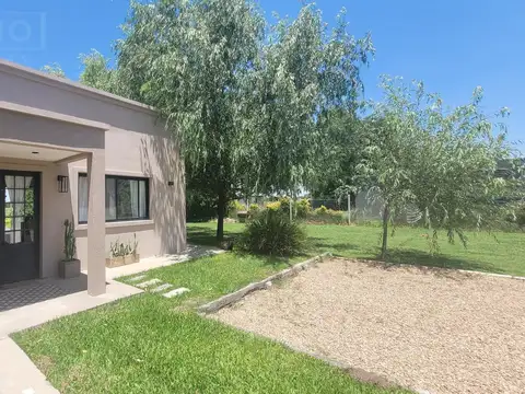 NOE. Venta Casa 4  Ambientes Barrio Parque Sakura 3, Exaltacion de la Cruz.
