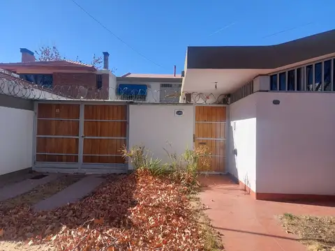 CASA EN ALQUILER SOLO USO RESIDENCIAL GC BENEGAS