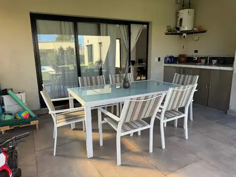 Casa en Venta al Noreste