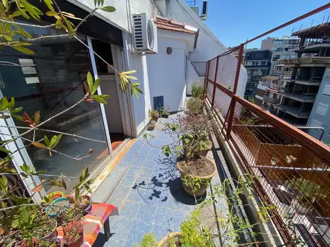 Departamento en Alquiler con 1 cocheras